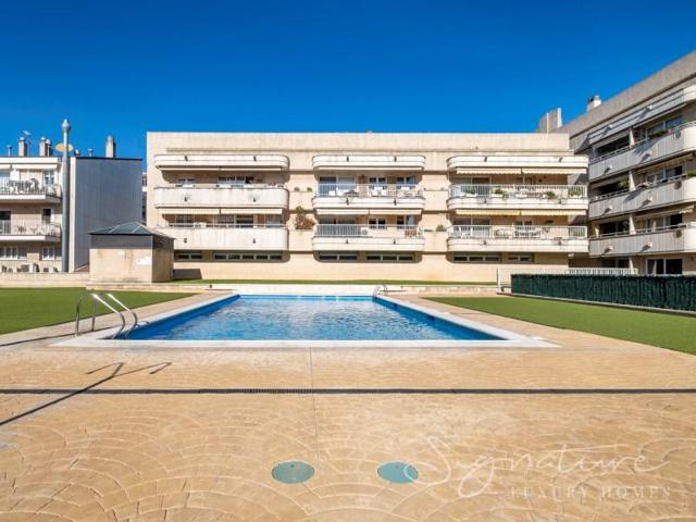 Aticos en venta en Sant Cugat del Vallès photo 0