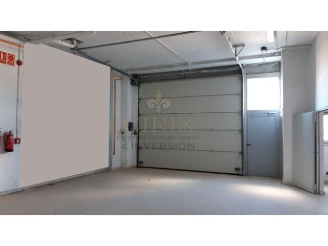 Nave industrial en venta en Vigo photo 0
