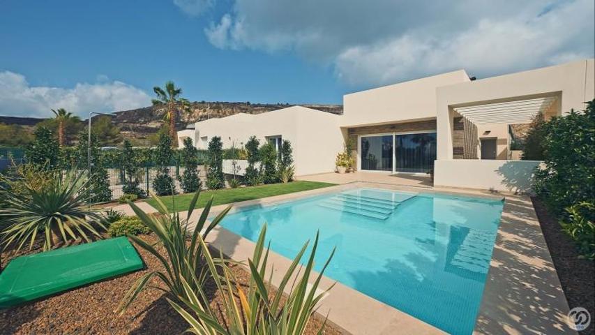 Chalet en venta en Algorfa, Algorfa photo 0