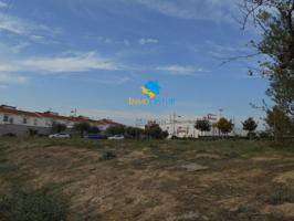 Terreno en venta en Salteras, Pueblo photo 0