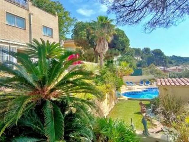 Casa en venta en Lloret de Mar, Roca Grossa photo 0