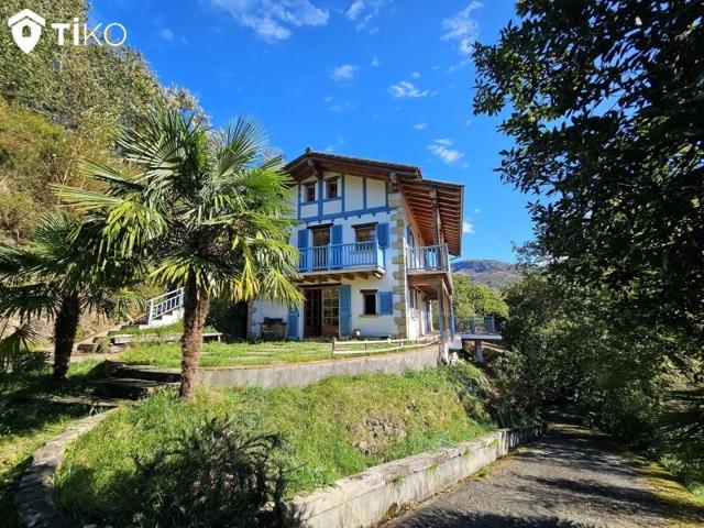 Chalet en venta en Etxalar, Etxalar photo 0