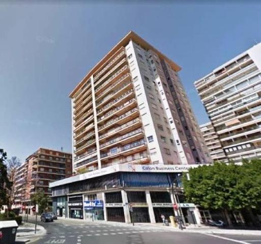 Local comercial en venta en Valencia, Valencia photo 0