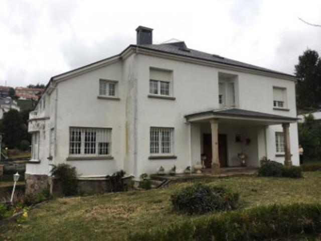 Chalet en venta en Poio, Caeira photo 0