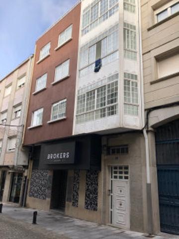 Edificio en venta en Cambados, Cambados photo 0