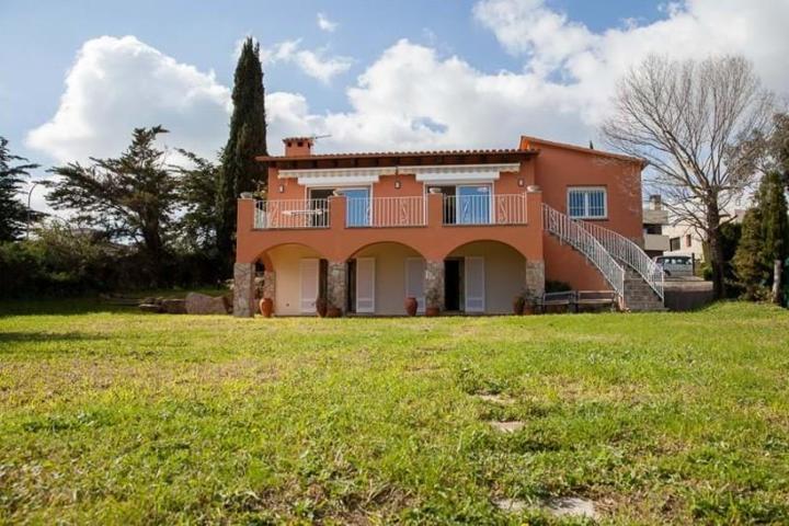 Chalet en venta en Sant Feliu de Guíxols, Sant Feliu de Guíxols photo 0