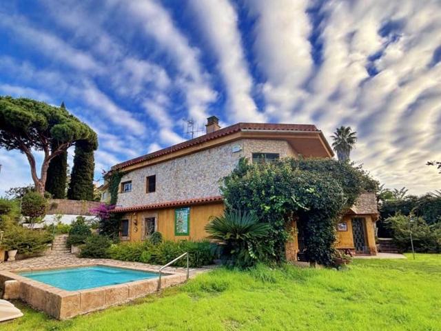 Casa en venta en Lloret de Mar, Condado del Jaruco photo 0