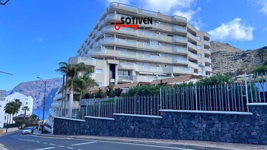 Apartamento en venta en Santiago del Teide, Puerto de Santiago photo 0