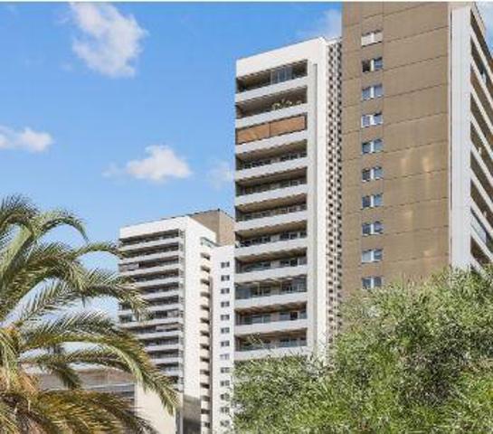 Apartamento en venta en Barcelona photo 0