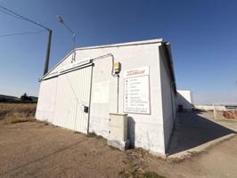Nave industrial en venta en Magaz de Pisuerga, Magaz De Pisuerga photo 0