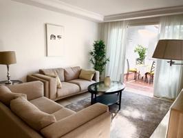 Apartamento en venta en Marbella, Puerto - Puerto Banús photo 0