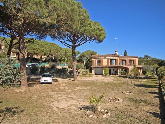 Casa en venta en Lloret de Mar photo 0