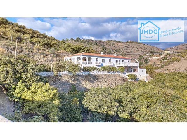 Casa con terreno en venta en Viñuela, Viñuela photo 0