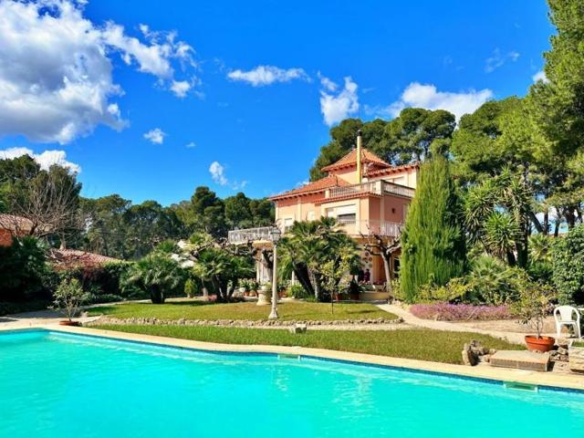 Chalet en venta en Tortosa, Simpatica photo 0