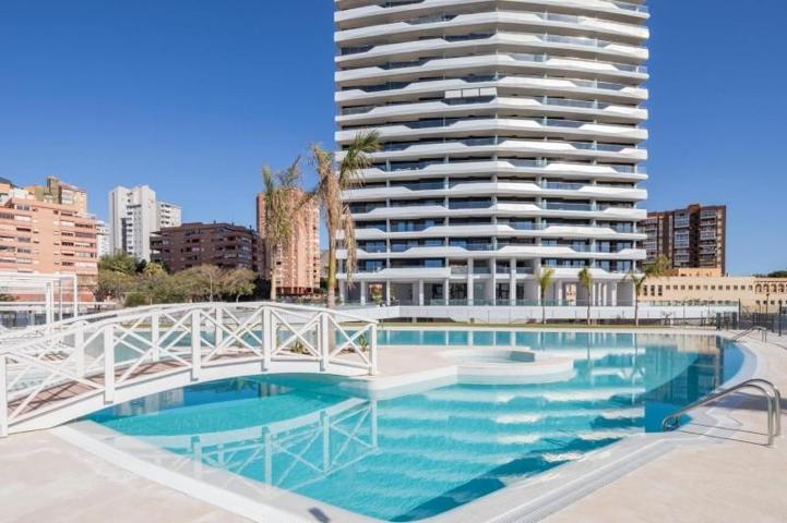 Apartamento en venta en Benidorm, Playa de Poniente photo 0