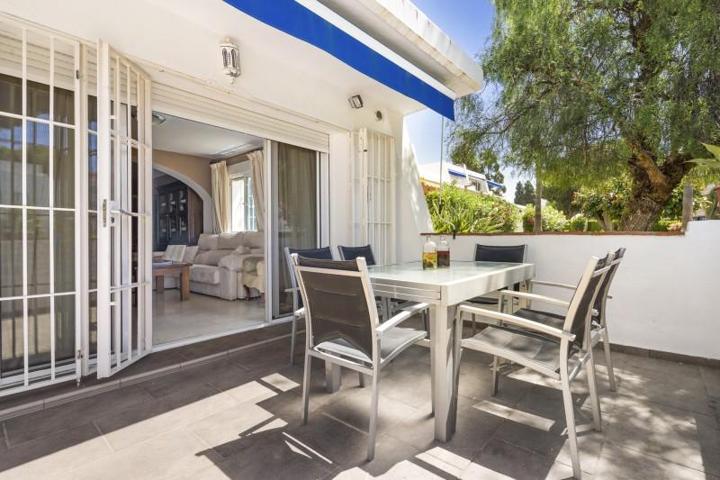 Apartamento en venta en Marbella, Nueva Andalucia - Sol y Paz photo 0