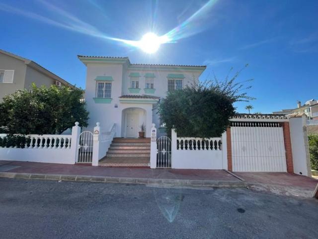 Chalet en venta en Mijas, Mijas Costa photo 0