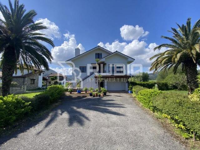 Chalet en venta en Liendo, Liendo photo 0