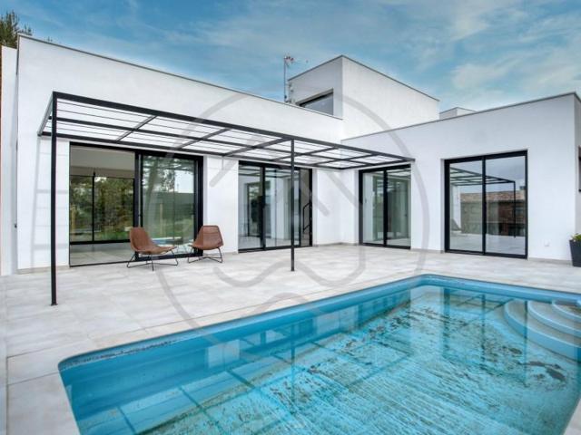 Casa en venta en Santa Cristina d'Aro photo 0