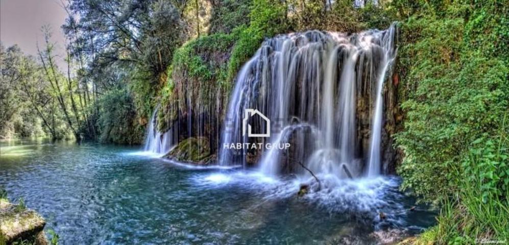 Chalet en venta en Santa Pau photo 0