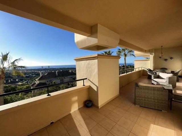 Apartamento en venta en Marbella, Marbella Este photo 0