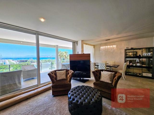 Piso en venta en Roses photo 0