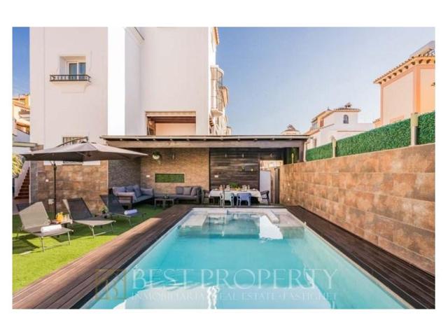 Chalet en venta en Nerja photo 0