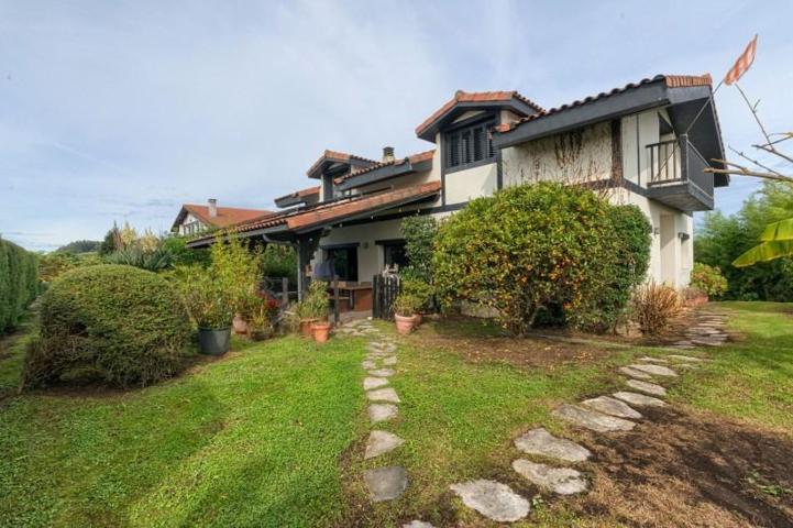Chalet en venta en Gorliz, Lemoiz photo 0