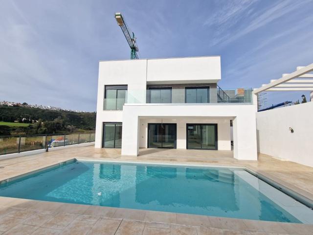 Chalet en venta en Manilva, LA DUQUESA, LOS HIDALGOS photo 0