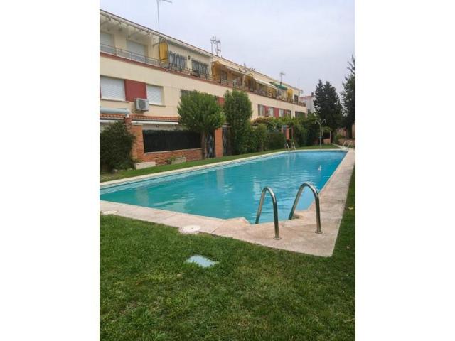 Chalet en venta en Pozuelo de Alarcón photo 0