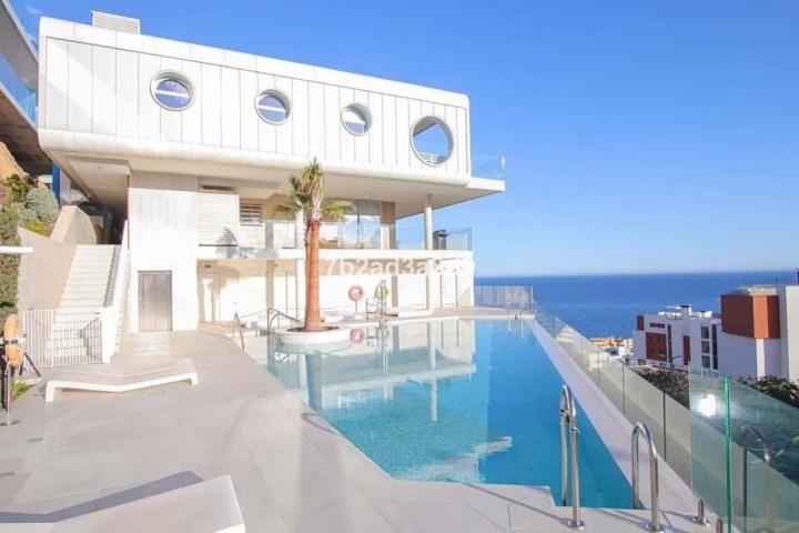 Piso en venta en Fuengirola, Fuengirola photo 0