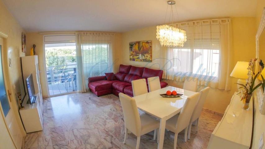 Piso en venta en Sant Feliu de Guíxols, Sant Feliu de Guíxols photo 0