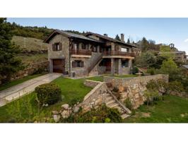 Casa en venta en Bellver de Cerdanya photo 0