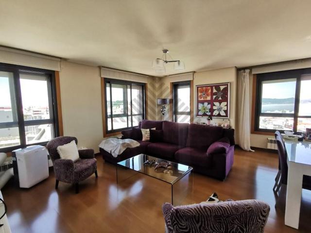 Piso en venta en Vigo photo 0