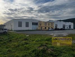 Nave industrial en venta en Sarria photo 0
