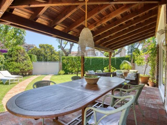 Casa en venta en Castell-Platja d'Aro, Centre - Platja photo 0