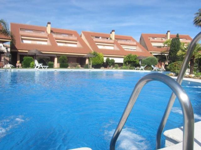 Casa en venta en Lepe, Islantilla - Campo de Golf photo 0