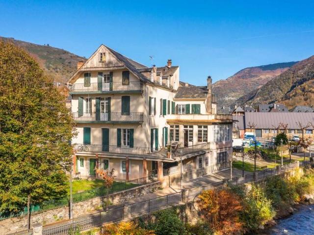 Casa en venta en Les photo 0