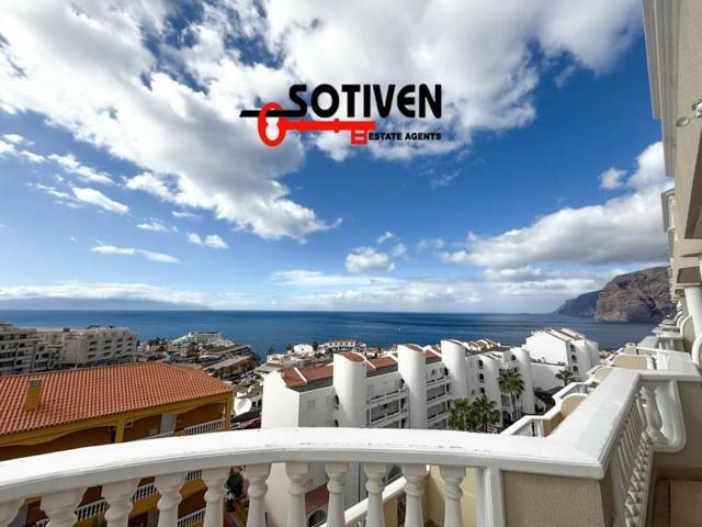 Apartamento en venta en Santiago del Teide, Los Gigantes photo 0