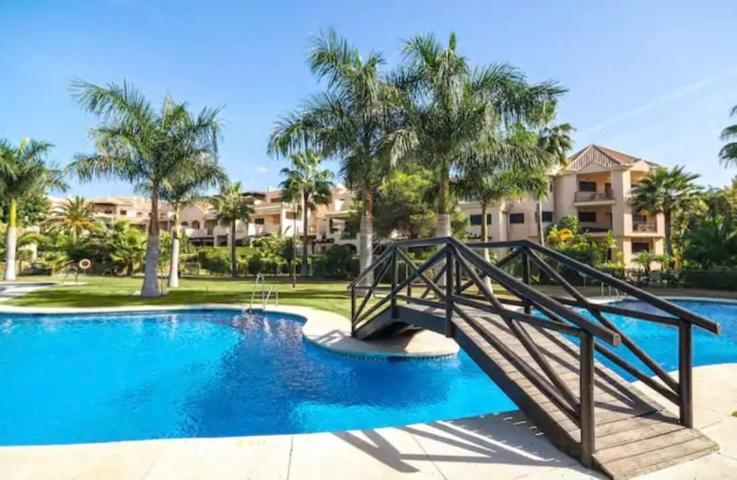 Apartamento en venta en Marbella, Puerto - Puerto Banús photo 0