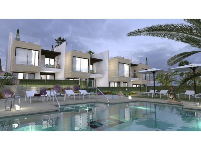 Bungalow en venta en Marbella photo 0