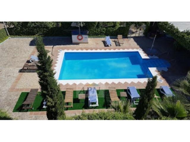 Casa con terreno en venta en Campillos photo 0