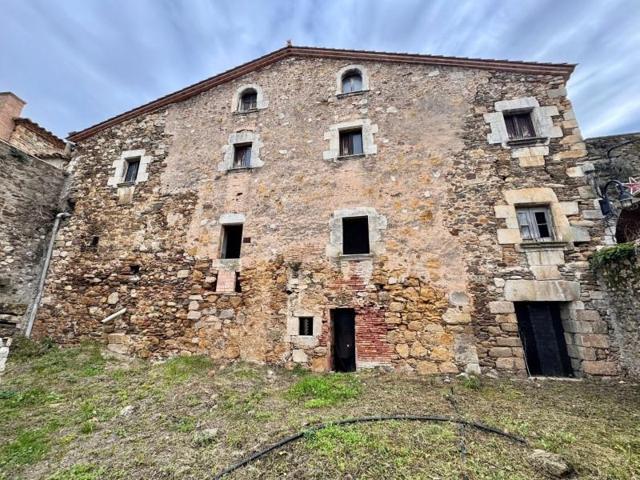 Chalet en venta en Bordils photo 0