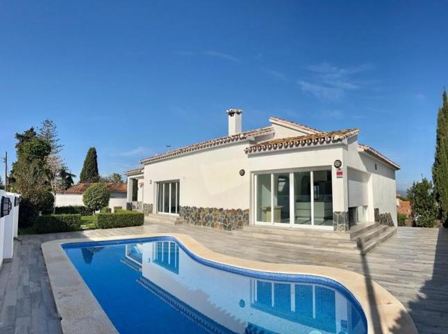 Casa en venta en Alhaurín de la Torre, Alhaurin De La Torre photo 0