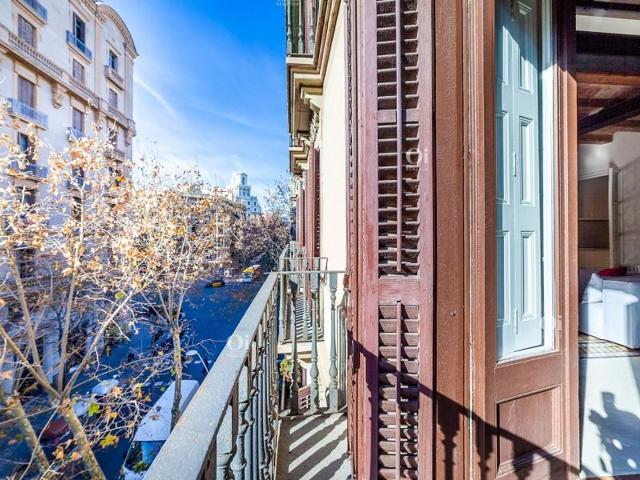 Apartamento en venta en Barcelona photo 0