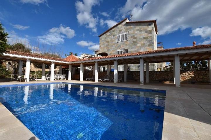 Chalet en venta en Torredembarra photo 0