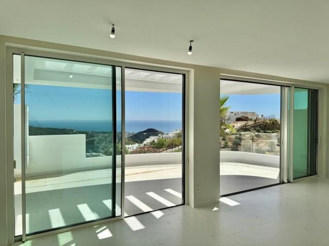 Piso en venta en Ojén, Ojén photo 0