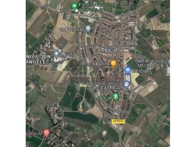 Terreno en venta en Alpicat photo 0