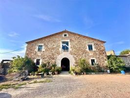 Casa con terreno en venta en Caldes de Malavella photo 0