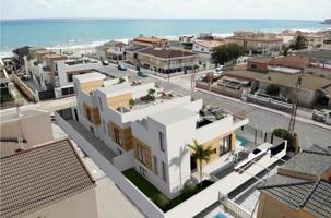 Chalet en venta en Torrevieja, La Mata photo 0